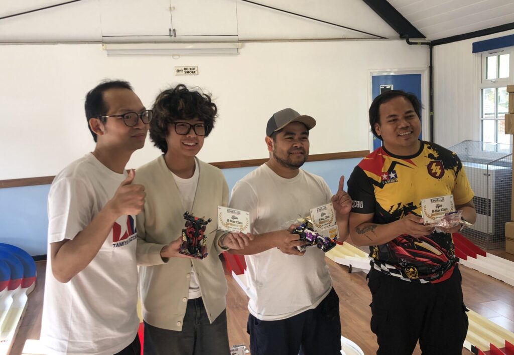 B-MAX winners at the Mini 4WD B-MAX GP London May 2025 event